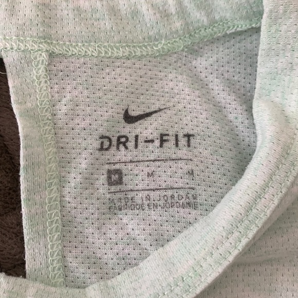 Nike Dri-Fit Side Ruched Mint Athletic Top size M - Picture 9 of 12